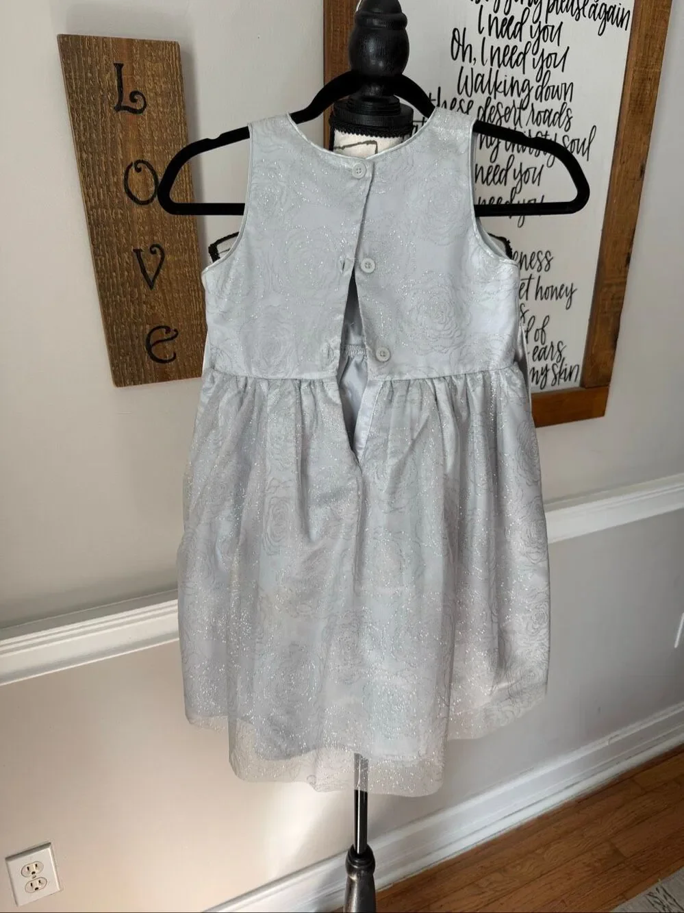 Holiday Editions Kids Sleeveless Glitter Tulle Dress Metallic Silver Size 7/8